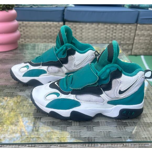 Nike Other - Nike Air Max Turf - White & Teal Retro 90s Kids Sneakers